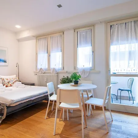 Dimore Apartment *