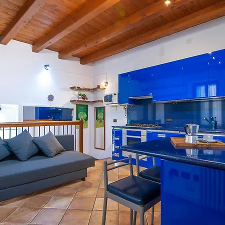 Dimore Apartment *